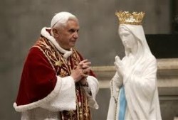 Message de Benoit XVI aux délégations diocésaines de France réunies à Lourdes