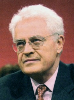 Jospin : N'oublions pas que l'Humanité toute entière est structurée entre homme et femme